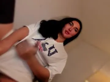 mary_hellen1 free chat on liveonude Image 18