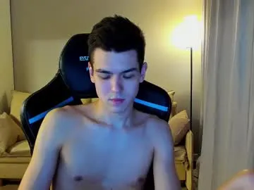 travisrivas free chat on liveonude