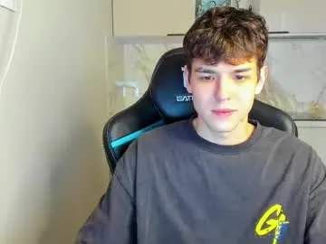 HEYBANANA free chat on liveonude Image 10