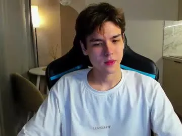 HEYBANANA free chat on liveonude Image 16