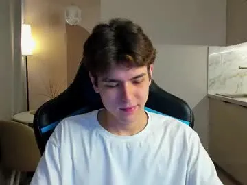 HEYBANANA free chat on liveonude Image 18