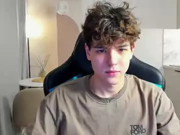 HEYBANANA free chat on liveonude Image 19