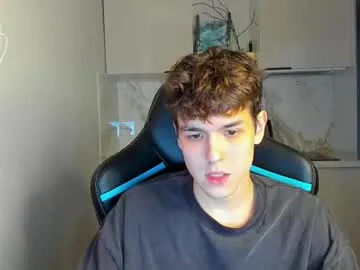 HEYBANANA free chat on liveonude Image 9