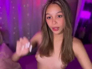 karolina7 free chat on liveonude Image 12