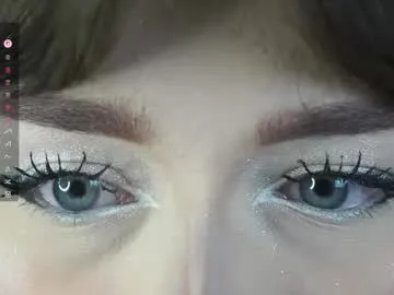 hazelpeppermint free chat on liveonude Image 9