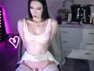 MiaLiaHot free chat on liveonude Image 7