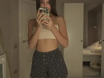 DiamondJo free chat on liveonude Image 10