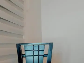 DiamondJo free chat on liveonude Image 17