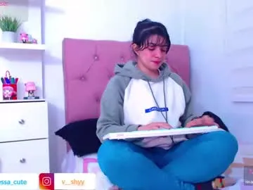 DiamondJo free chat on liveonude Image 11