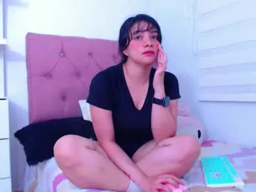 DiamondJo free chat on liveonude Image 18