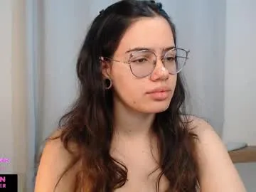 jessika97 free chat on liveonude Image 2