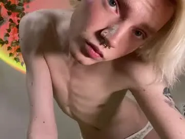 PinkFoxya free chat on liveonude Image 3