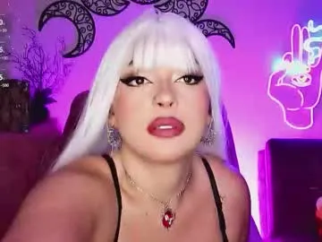 DiamondJo free chat on liveonude Image 18