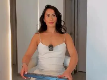 DiamondJo free chat on liveonude Image 11