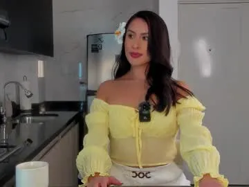 DiamondJo free chat on liveonude Image 5