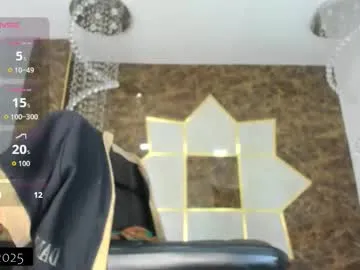 Wild-Angel777 free chat on liveonude Image 10