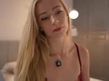 alexiamaiex free chat on liveonude Image 17