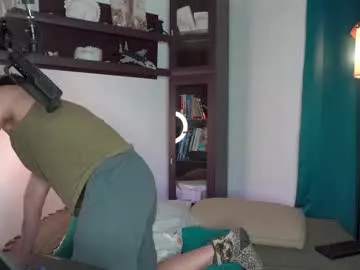 ftmbiggestclit free chat on liveonude Image 18