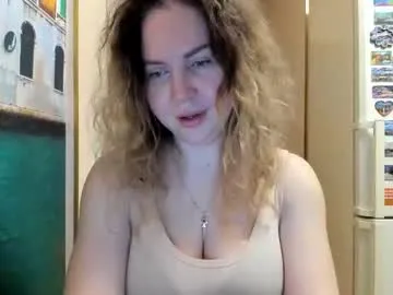 xunybany free chat on liveonude Image 2