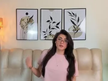 roxyheartley free chat on liveonude Image 10