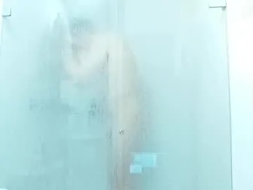 hold-me-tight free chat on liveonude Image 16