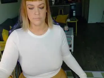 harleyysummers free chat on liveonude Image 4