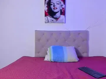 DiamondJo free chat on liveonude Image 11