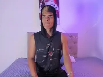 DiamondJo free chat on liveonude Image 13