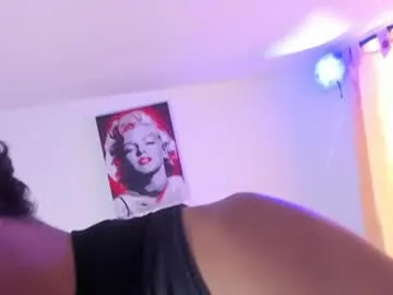 DiamondJo free chat on liveonude Image 14