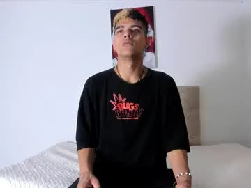 DiamondJo free chat on liveonude Image 17