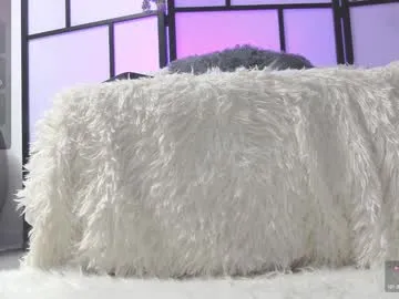 xunybany free chat on liveonude Image 5