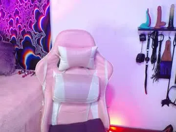 DiamondJo free chat on liveonude Image 11