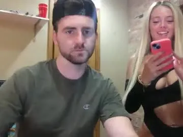 ELENA-XXX free chat on liveonude Image 3