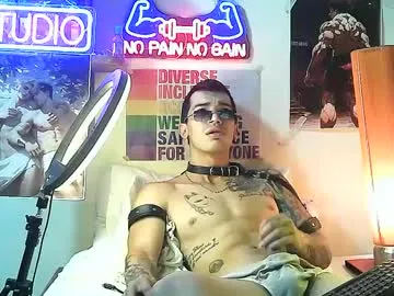 ELENA-XXX free chat on liveonude Image 12