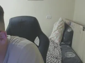 xunybany free chat on liveonude Image 3