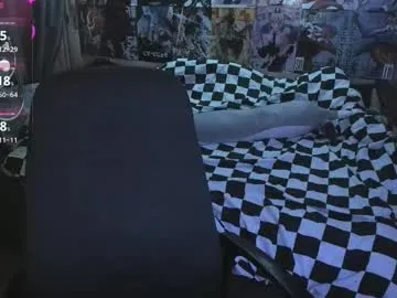 xunybany free chat on liveonude Image 6