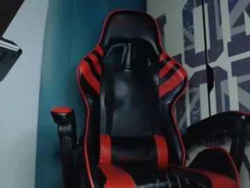 DiamondJo free chat on liveonude Image 4