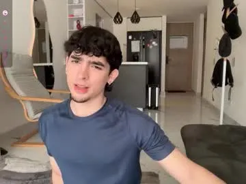 HEYBANANA free chat on liveonude Image 13