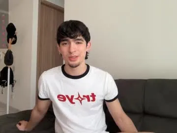 HEYBANANA free chat on liveonude Image 16