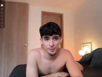 HEYBANANA free chat on liveonude Image 4