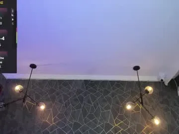 escar_let free chat on liveonude Image 18