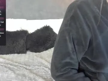 escar_let free chat on liveonude Image 8