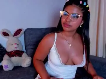 Sweetnissapri free chat on liveonude Image 12