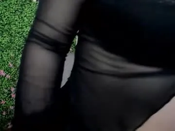 karolwhite_ free chat on liveonude Image 12