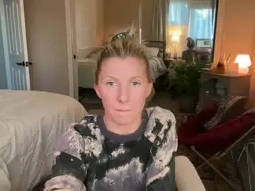 ELENA-XXX free chat on liveonude Image 2