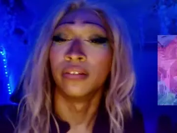 sexyblondebush free chat on liveonude Image 8